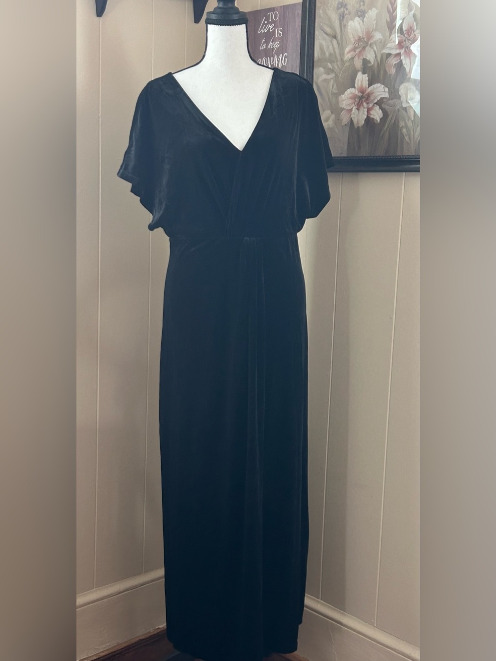 Elegant Black Velvet Dress
